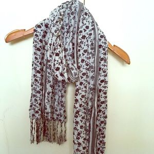 White flowery scarf